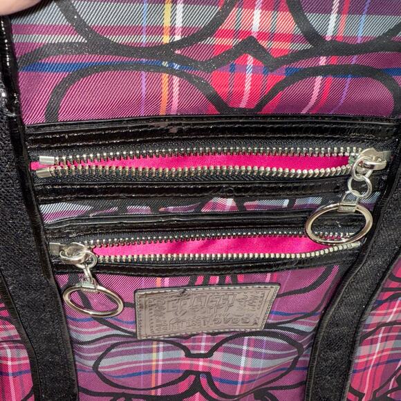 Coach Poppy Tartan Plaid Shoulder Bag / Tote No G0982-14360, Very Good Condition - Picture 9 of 12